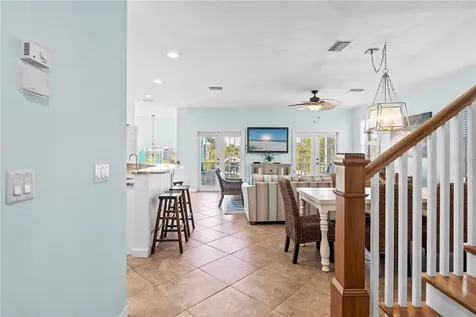 7005 Holmes Boulevard Holmes Beach FL 34217