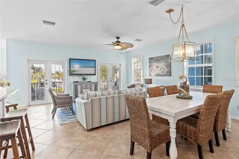 7005 Holmes Boulevard Holmes Beach FL 34217