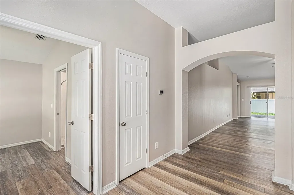 2631 Allwood Avenue Valrico FL 33596