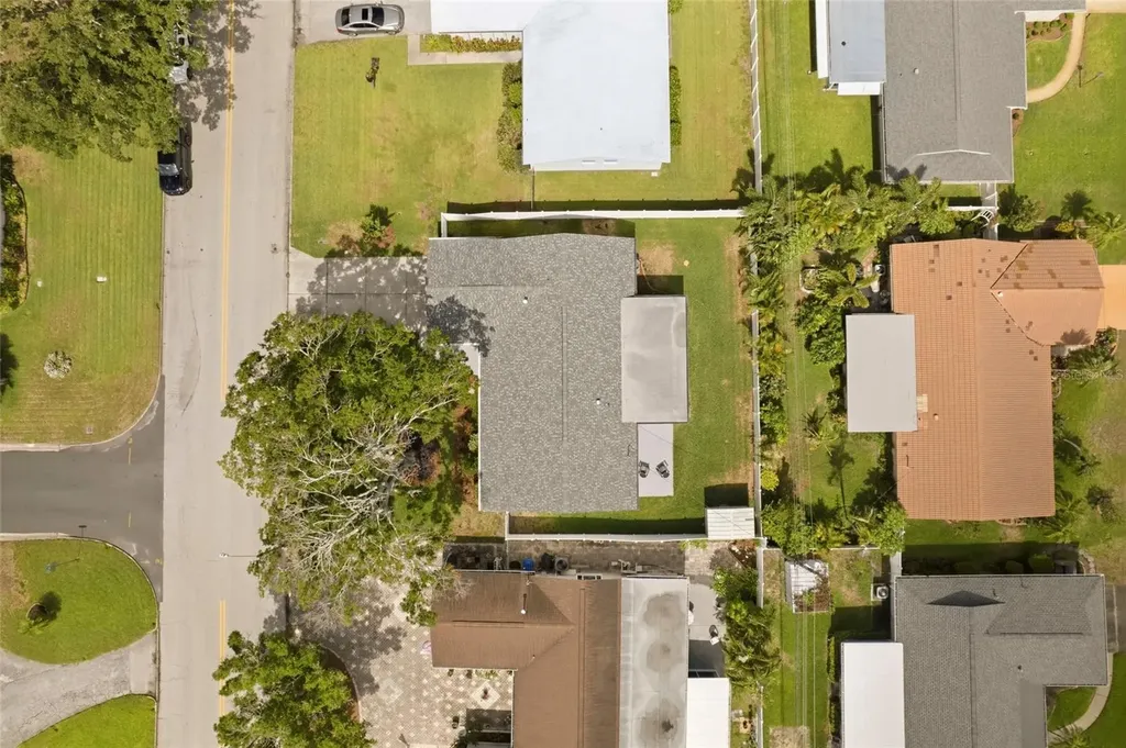 6721 13th Avenue N St Petersburg FL 33710