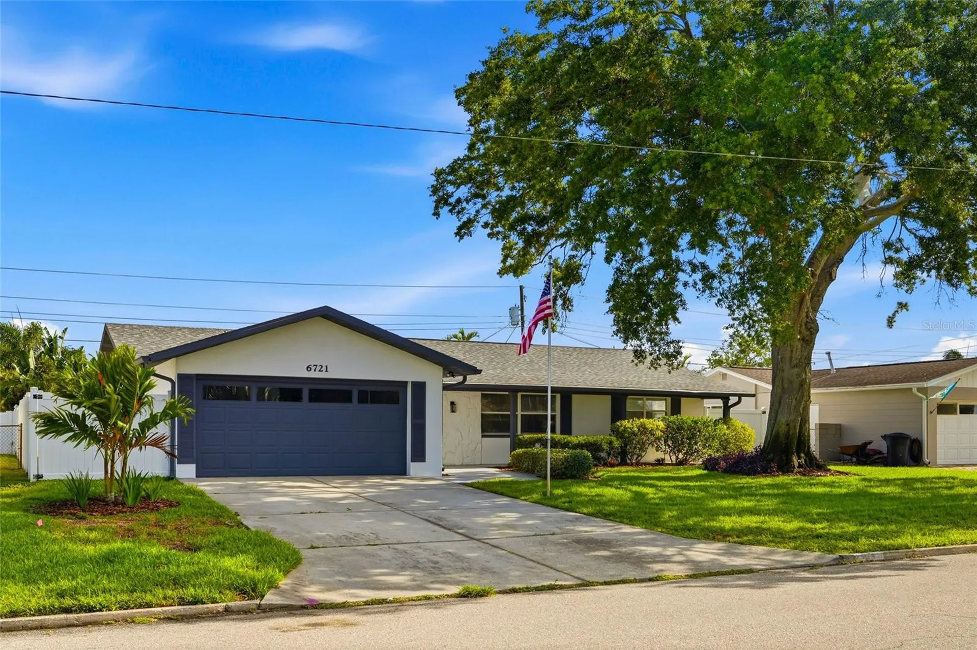 6721 13th Avenue N St Petersburg FL 33710