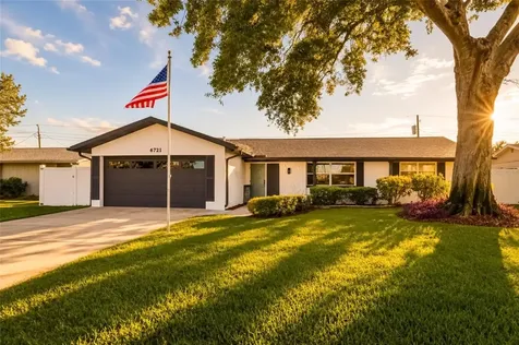 6721 13TH Avenue N St Petersburg FL 33710