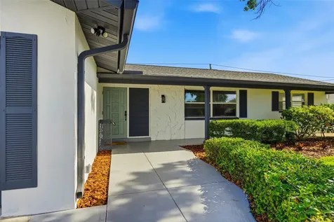 6721 13TH Avenue N St Petersburg FL 33710