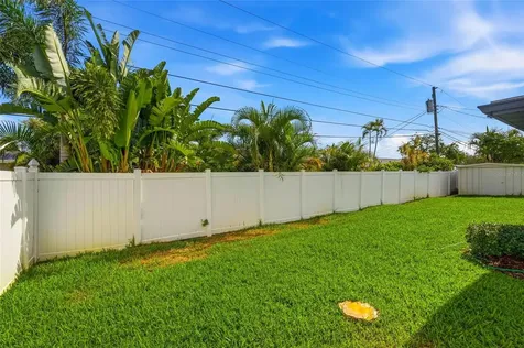6721 13th Avenue N St Petersburg FL 33710