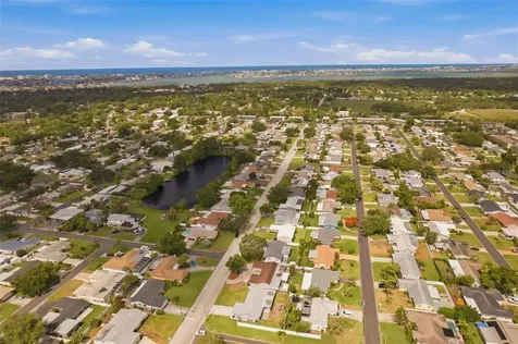 6721 13th Avenue N St Petersburg FL 33710