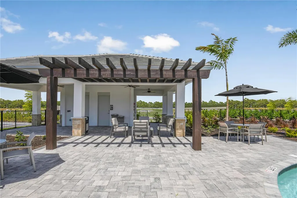 10656 Orbit Terrace Sarasota FL 34241