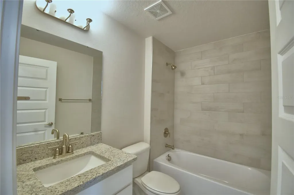 4270 Juliana Lake Drive Auburndale FL 33823