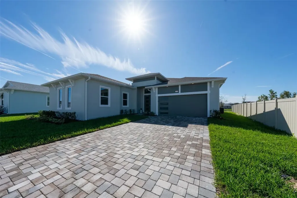8178 Ivy Stark Boulevard Wesley Chapel FL 33545