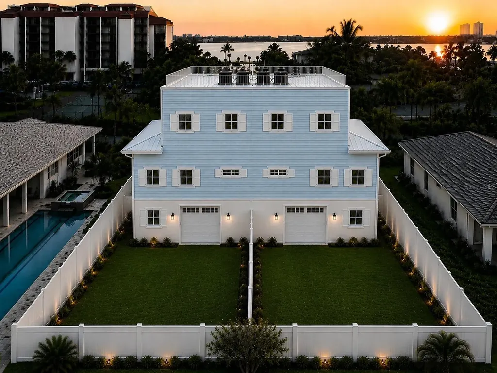 7045 Hibiscus South Pasadena FL 33707