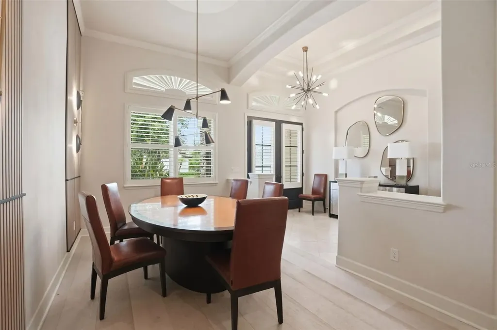 2165 Majestic Oaks Boulevard Clearwater FL 33759