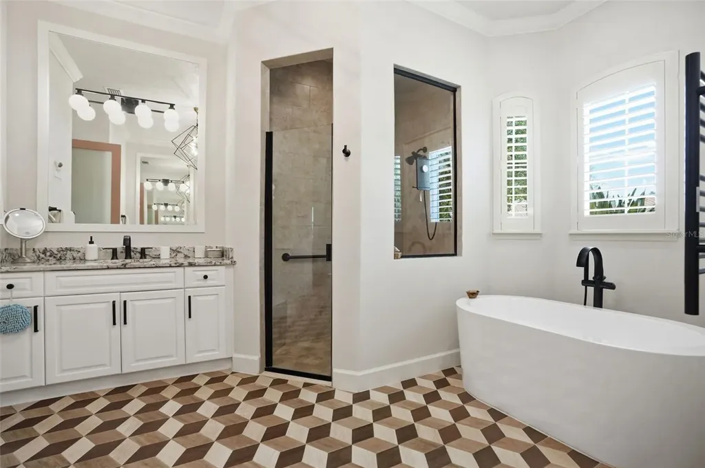 2165 Majestic Oaks Boulevard Clearwater FL 33759