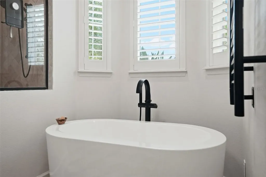 2165 Majestic Oaks Boulevard Clearwater FL 33759