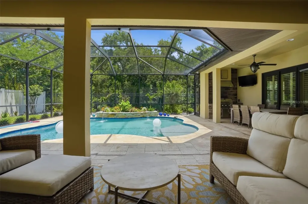 2165 Majestic Oaks Boulevard Clearwater FL 33759