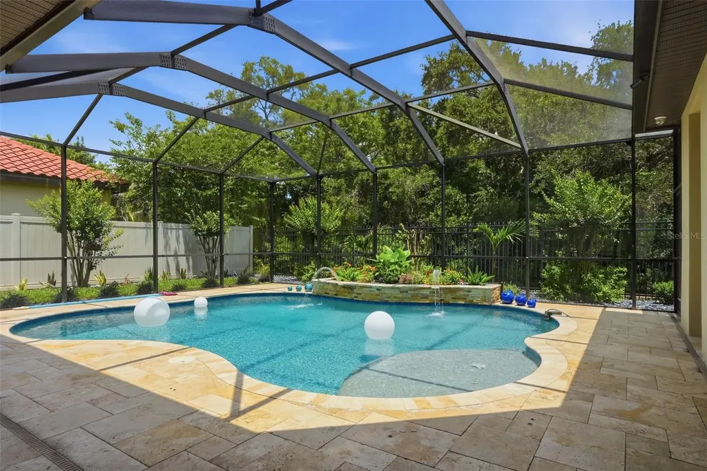 2165 Majestic Oaks Boulevard Clearwater FL 33759
