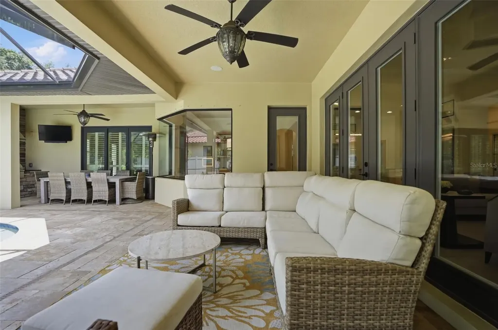 2165 Majestic Oaks Boulevard Clearwater FL 33759
