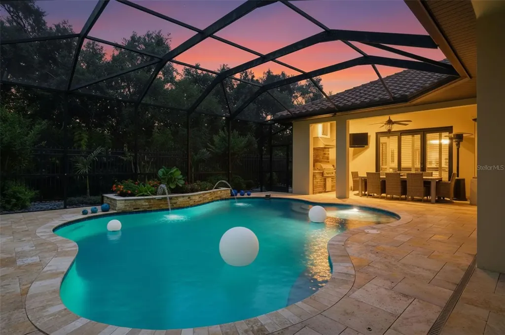 2165 Majestic Oaks Boulevard Clearwater FL 33759