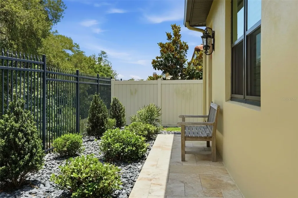 2165 Majestic Oaks Boulevard Clearwater FL 33759