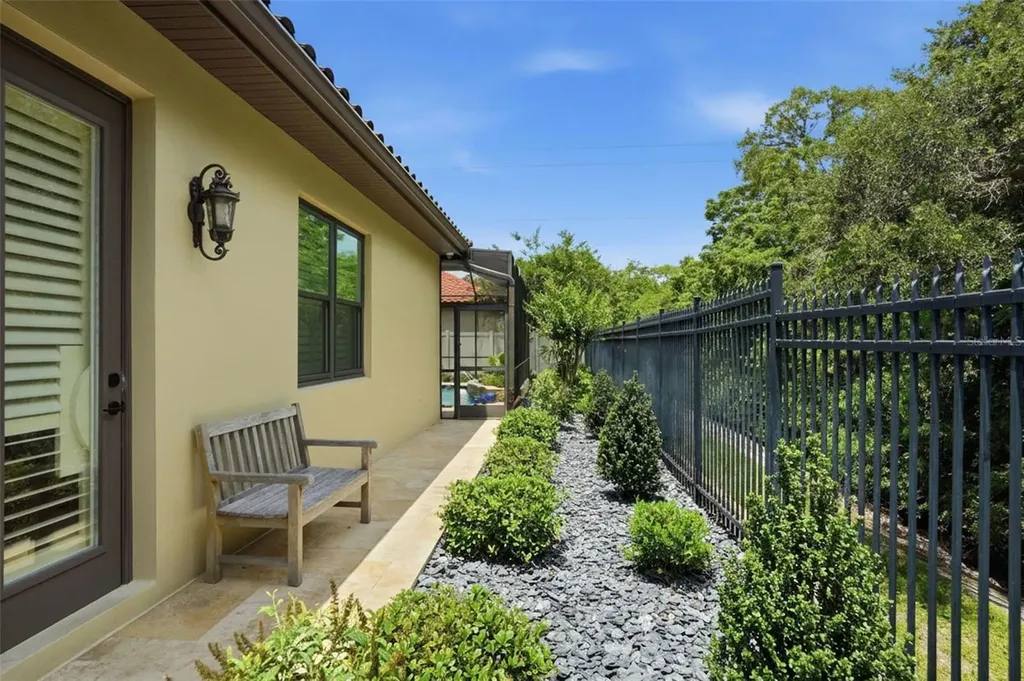 2165 Majestic Oaks Boulevard Clearwater FL 33759