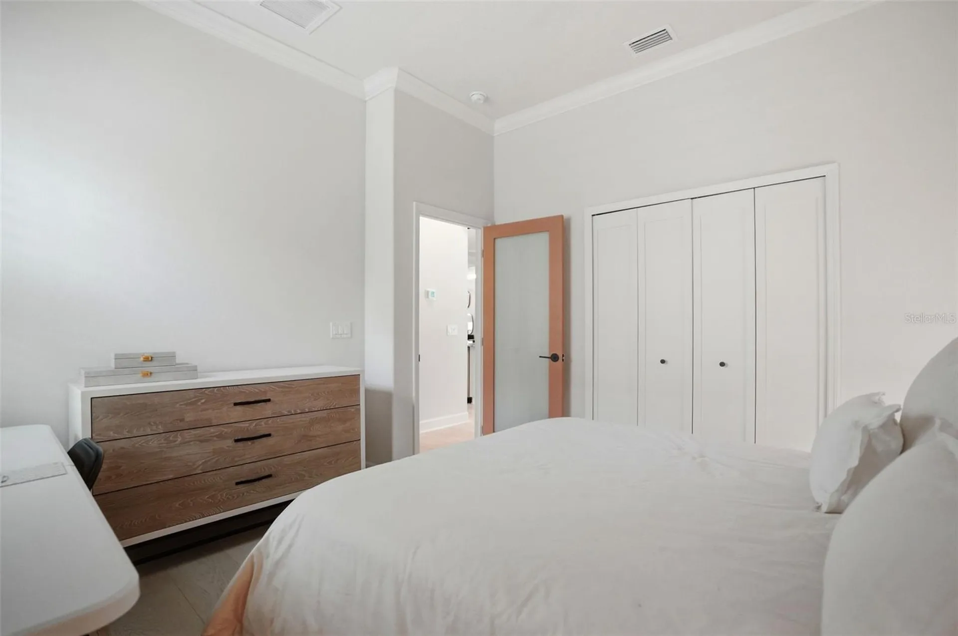 2165 Majestic Oaks Boulevard Clearwater FL 33759