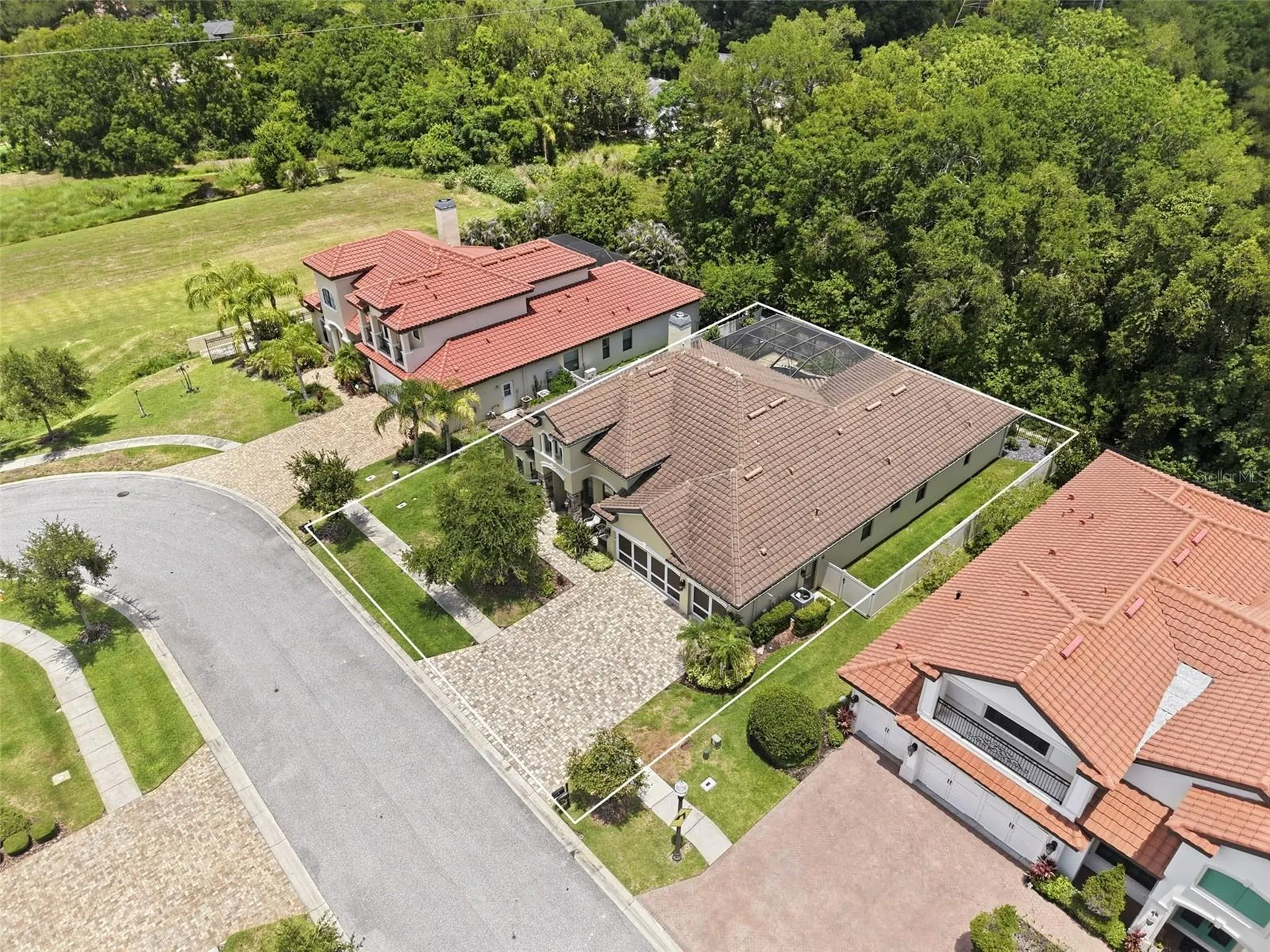 2165 Majestic Oaks Boulevard Clearwater FL 33759