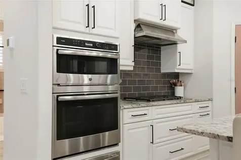 2165 Majestic Oaks Boulevard Clearwater FL 33759