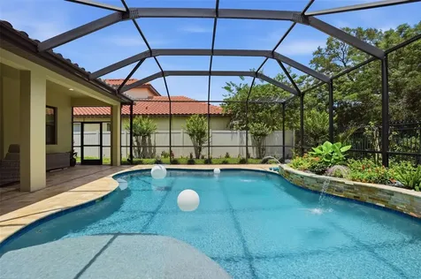 2165 Majestic Oaks Boulevard Clearwater FL 33759