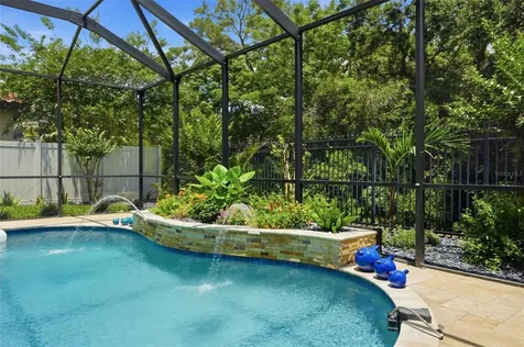 2165 Majestic Oaks Boulevard Clearwater FL 33759