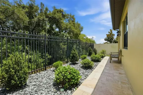 2165 Majestic Oaks Boulevard Clearwater FL 33759