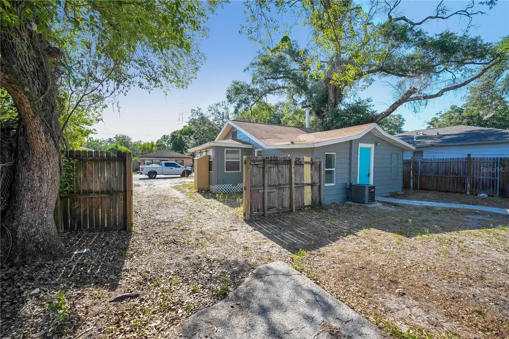 8103 N Brooks Street Tampa FL 33604