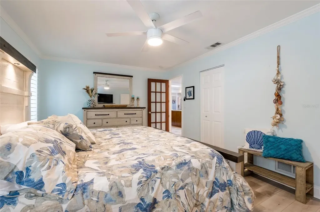 12473 90th Avenue Seminole FL 33772