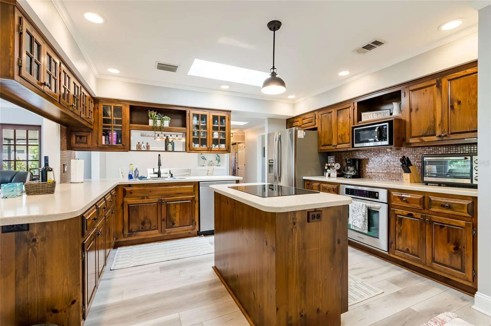 12473 90th Avenue Seminole FL 33772