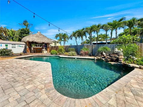 12473 90th Avenue Seminole FL 33772