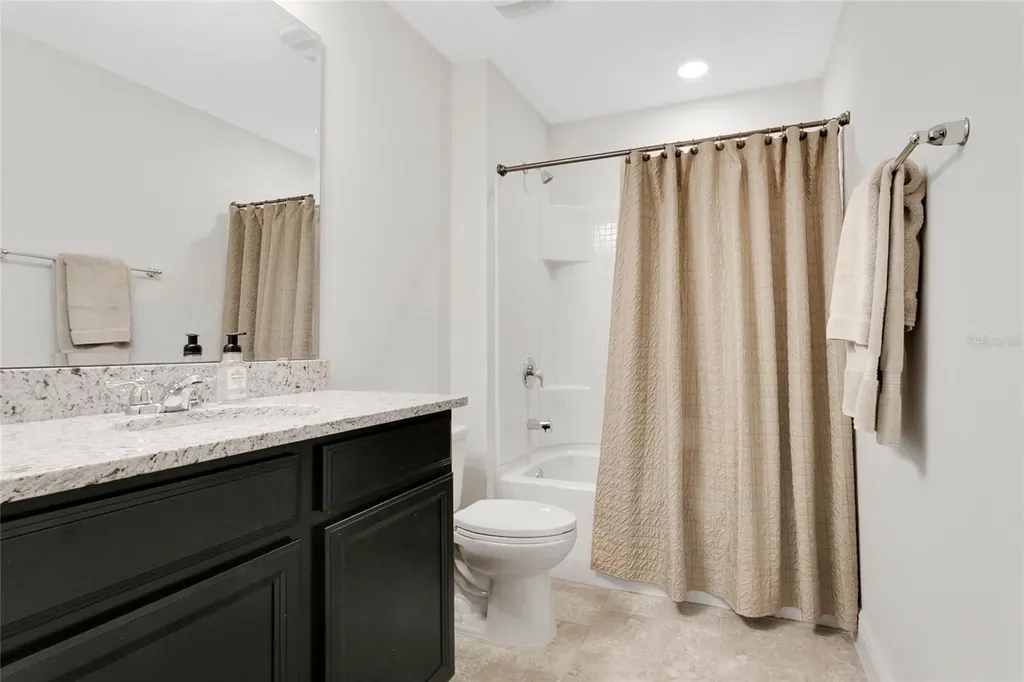 10534 Green Ivy Lane Orlando FL 32832