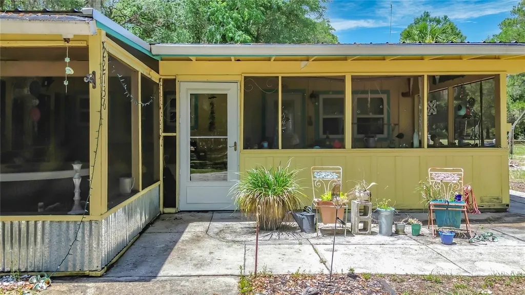 22736 SW 117th Street Dunnellon FL 34431