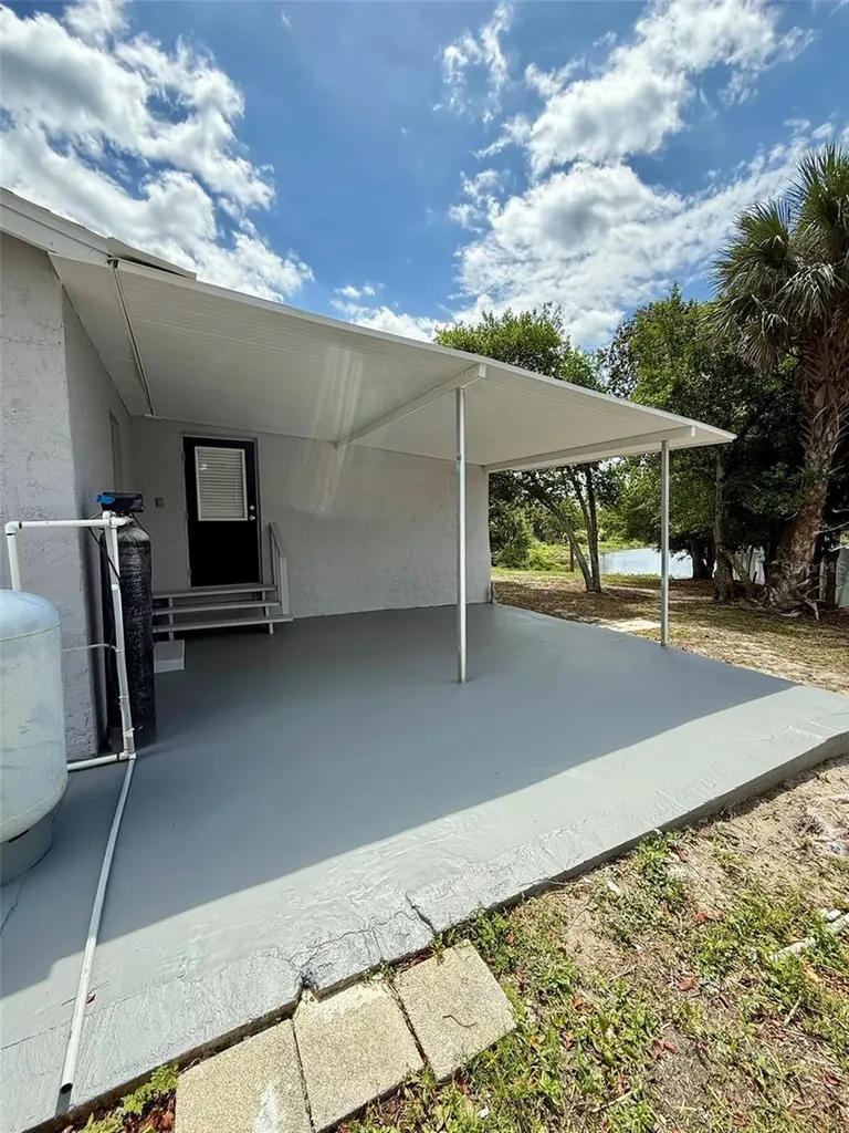 127 Debary Drive Debary FL 32713