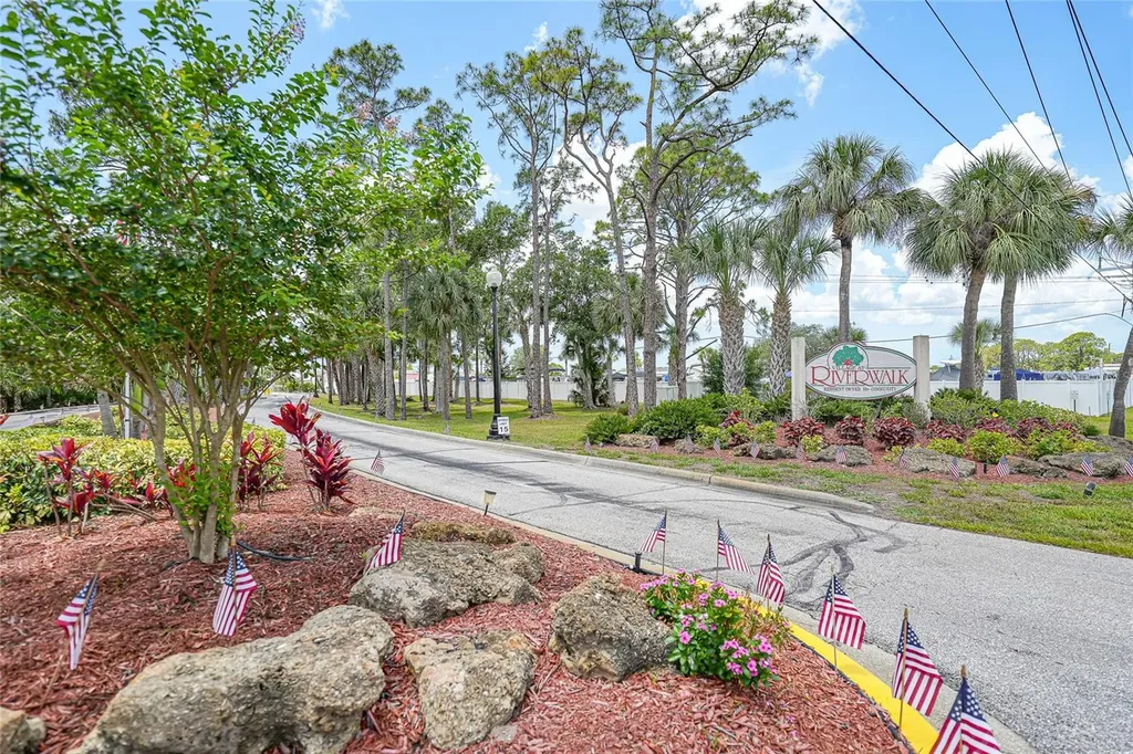 600 Woodwyn Court North Port FL 34287