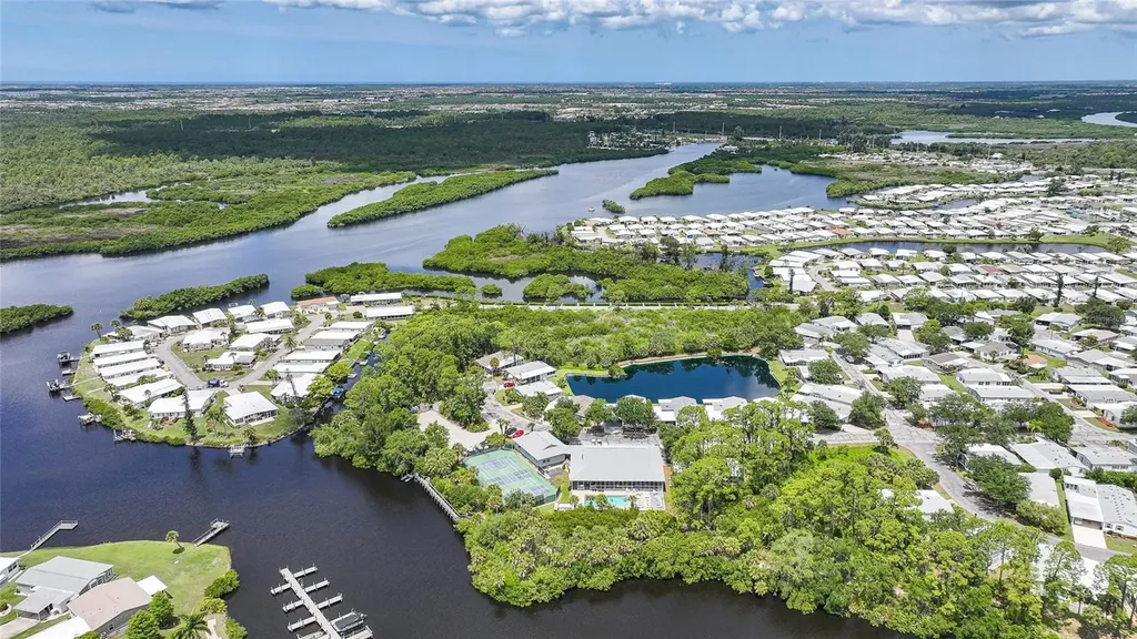 600 Woodwyn Court North Port FL 34287