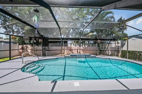 7343 Fairwood Avenue New Port Richey FL 34653