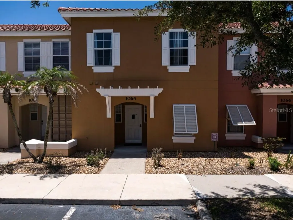 1064 Park Ridge Circle Kissimmee FL 34746