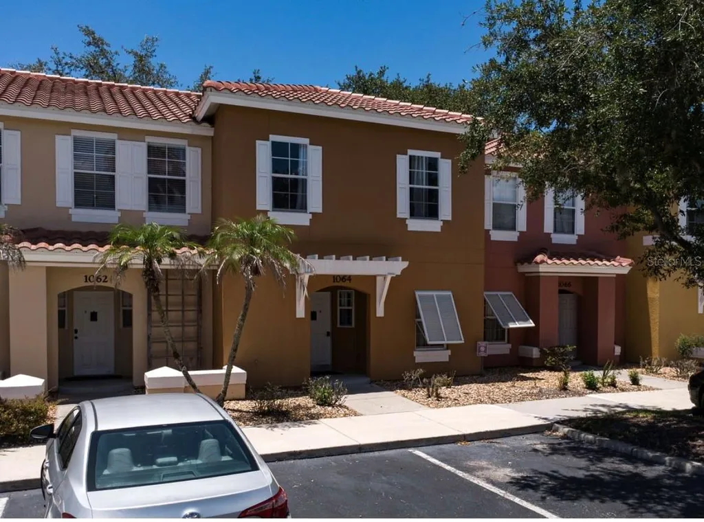 1064 Park Ridge Circle Kissimmee FL 34746