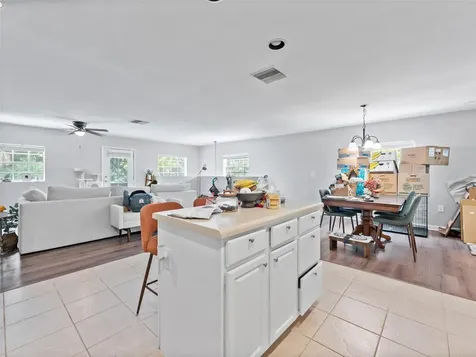 2002 S Habana Avenue Tampa FL 33629