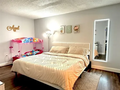 2165 Castle Point Winter Haven FL 33880