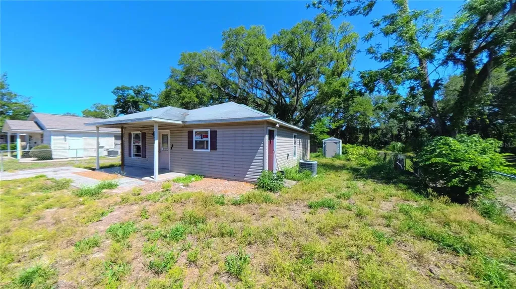 1704 Center Street Leesburg FL 34748