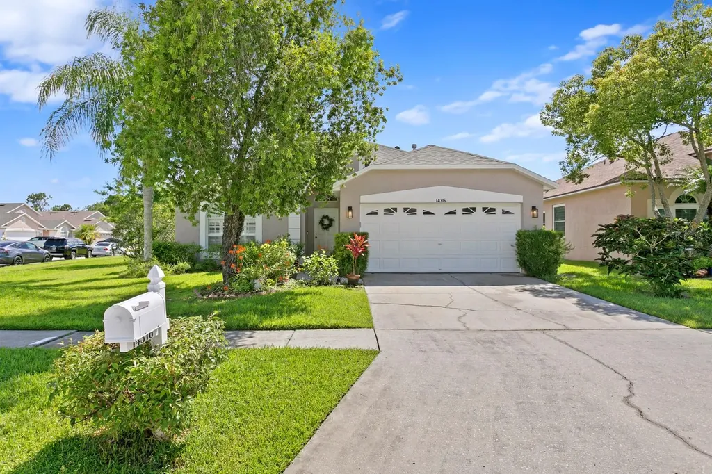 14316 Sky Flower Lane Tampa FL 33626
