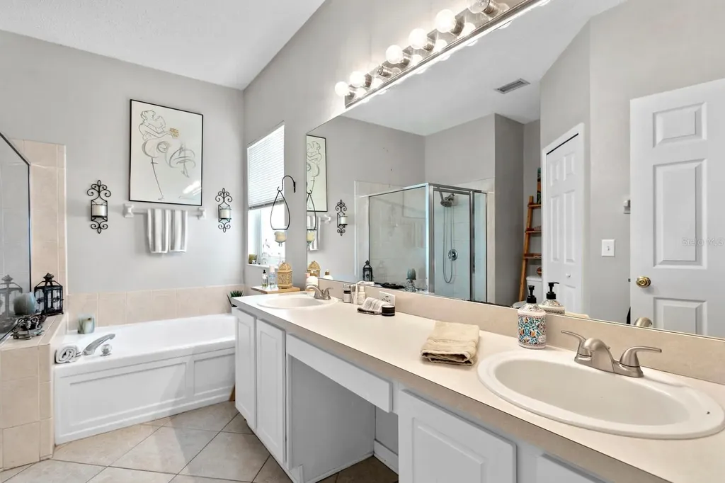 14316 Sky Flower Lane Tampa FL 33626