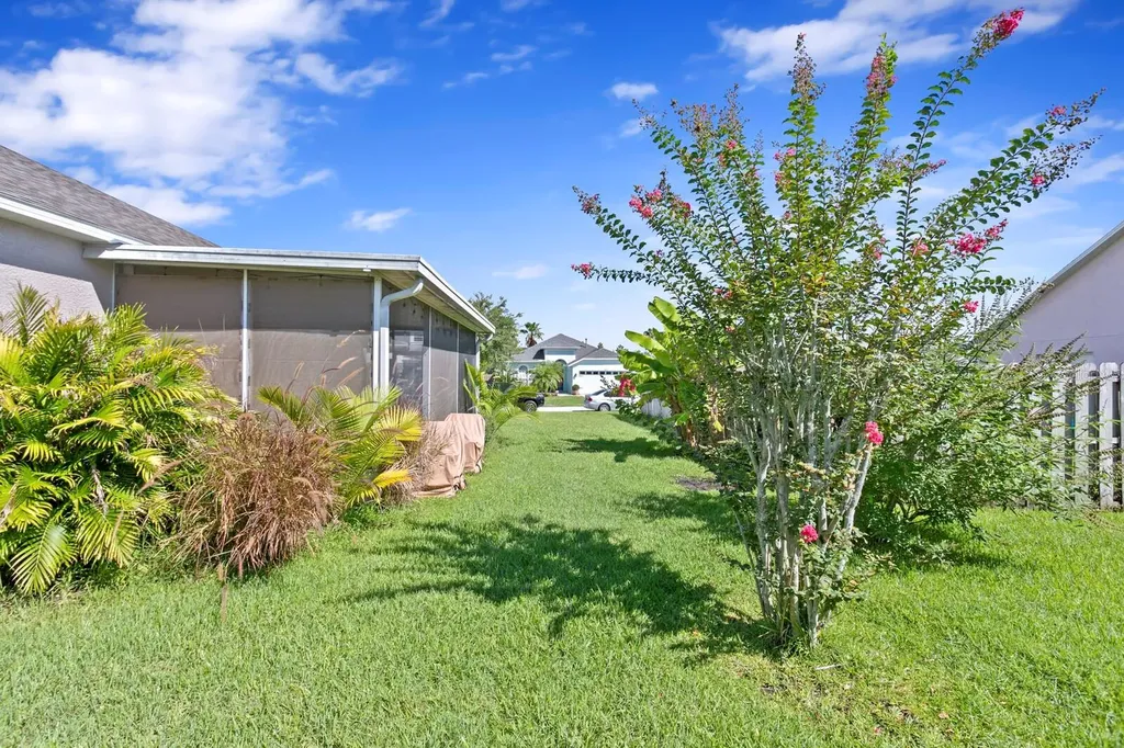 14316 Sky Flower Lane Tampa FL 33626