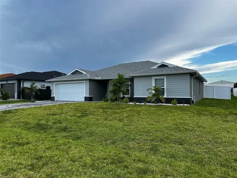 1501 NW 4th Street Cape Coral FL 33993