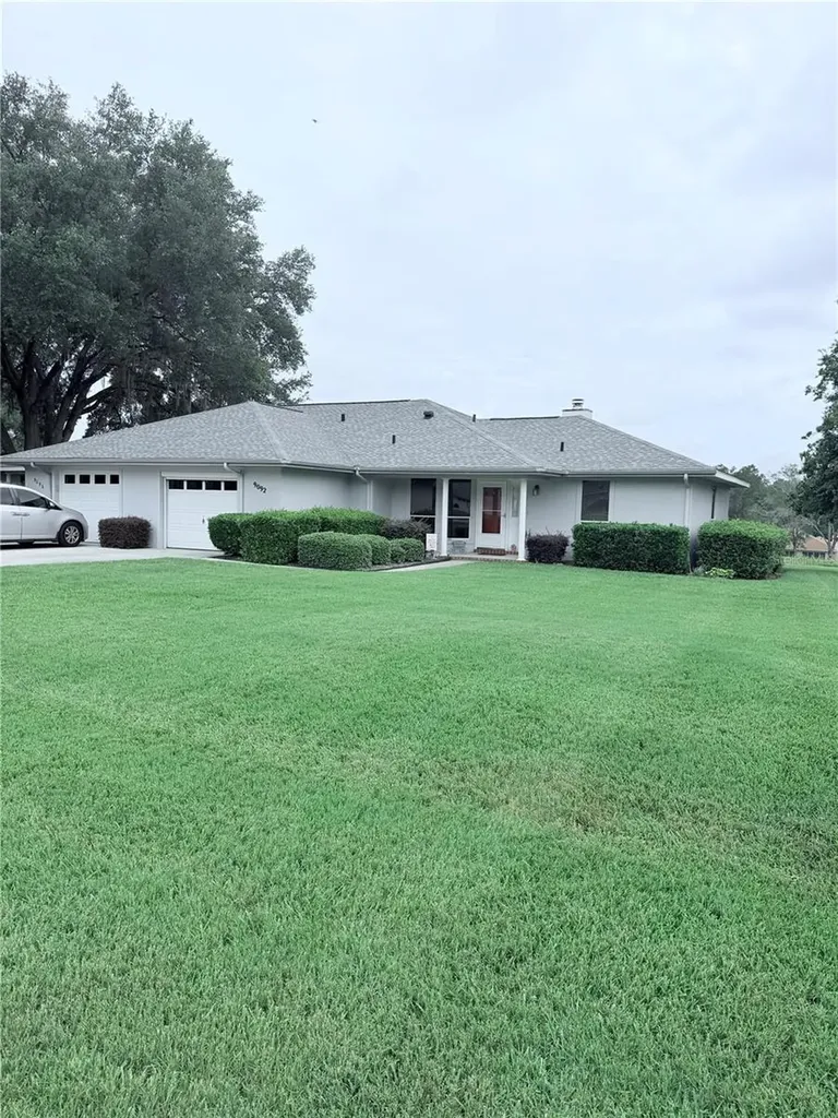 9092 SW 192nd Court Road Dunnellon FL 34432