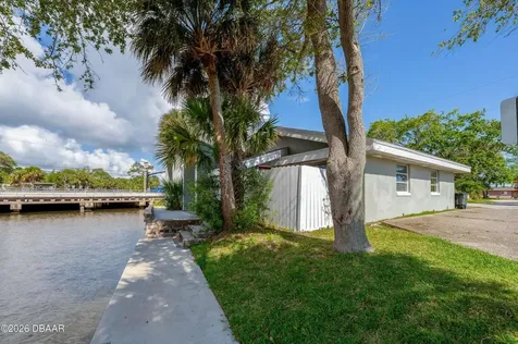 2763 S Ridgewood Avenue South Daytona FL 32119