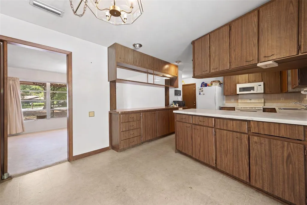2501 NW 21st Avenue Gainesville FL 32605
